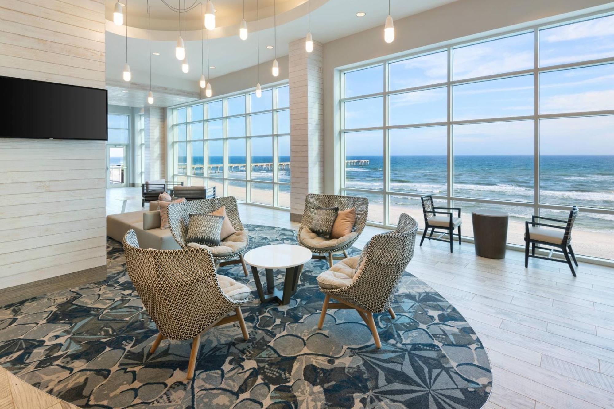 Springhill Suites By Marriott Panama City Beach Beachfront Bagian luar foto