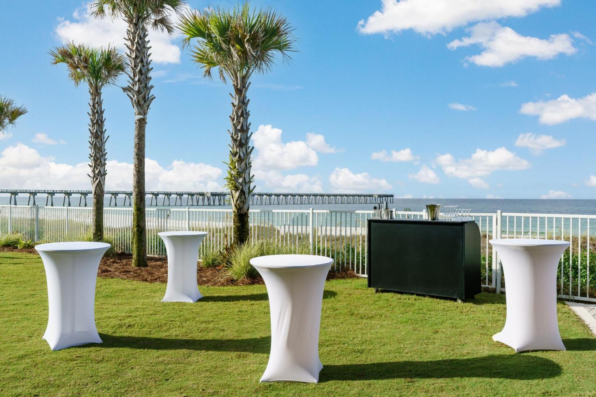Springhill Suites By Marriott Panama City Beach Beachfront Bagian luar foto