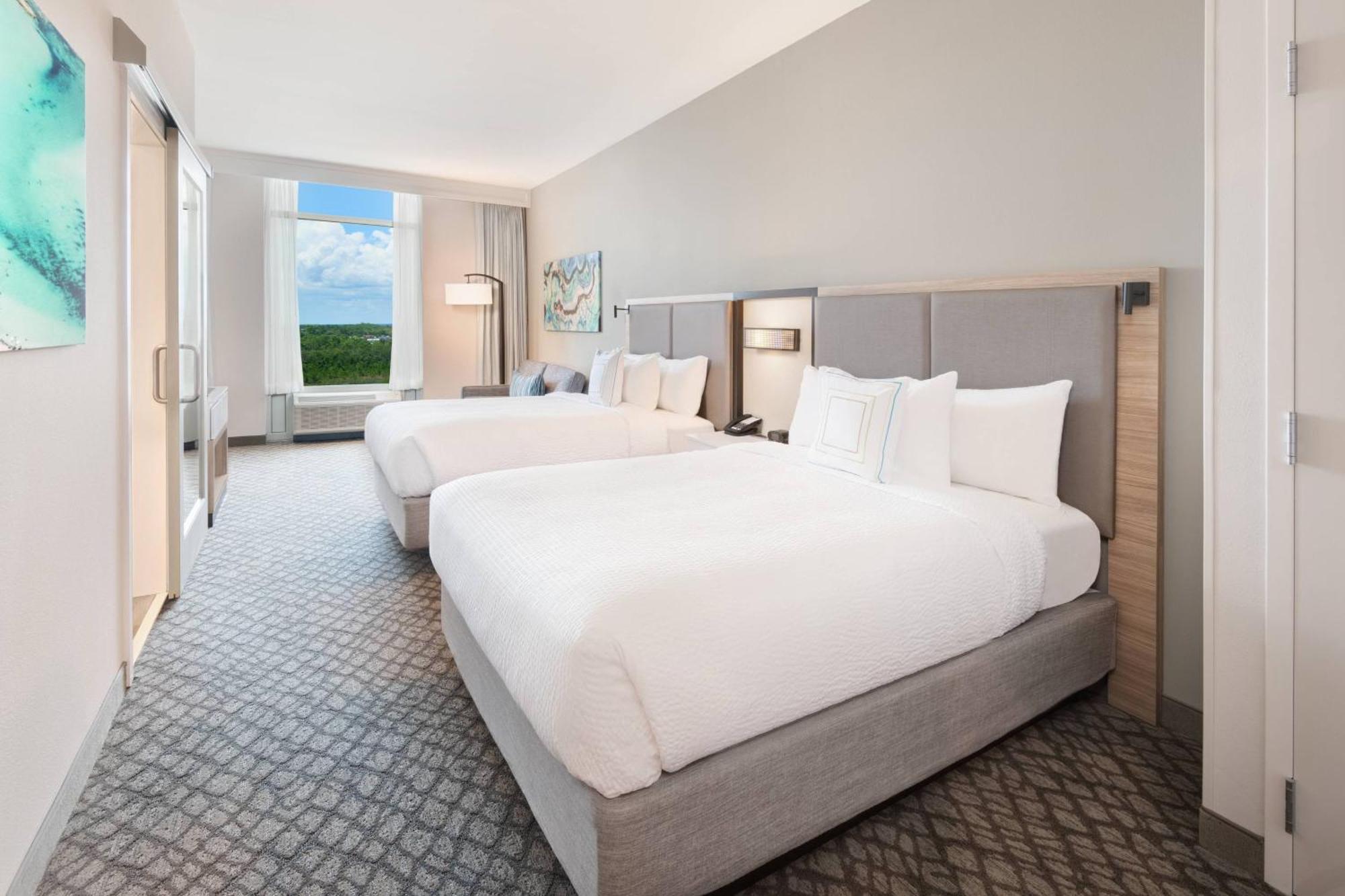 Springhill Suites By Marriott Panama City Beach Beachfront Bagian luar foto