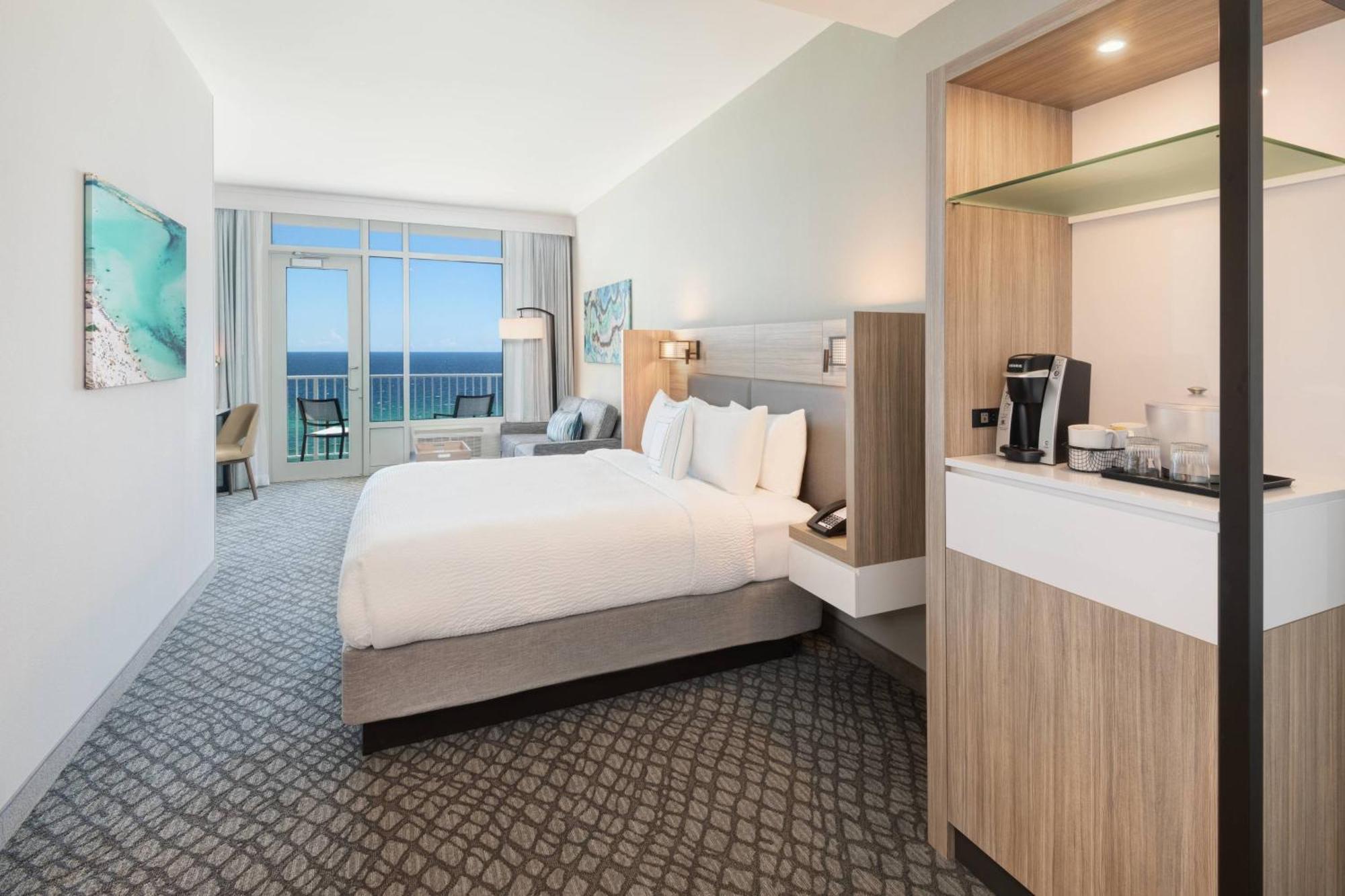 Springhill Suites By Marriott Panama City Beach Beachfront Bagian luar foto